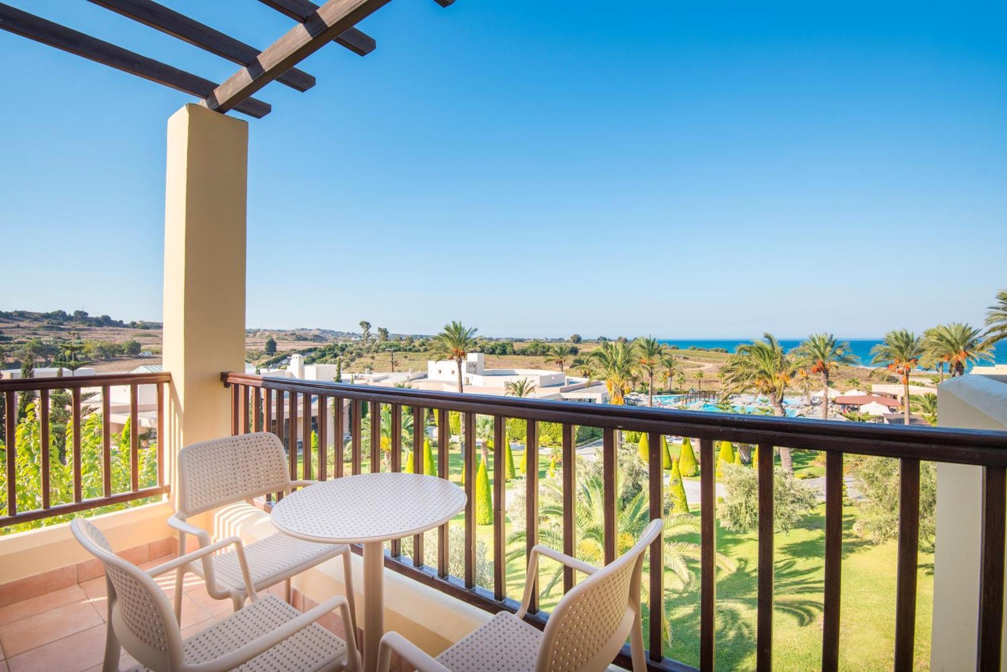 Horizon Beach Resort Мастіхарі Номер фото
